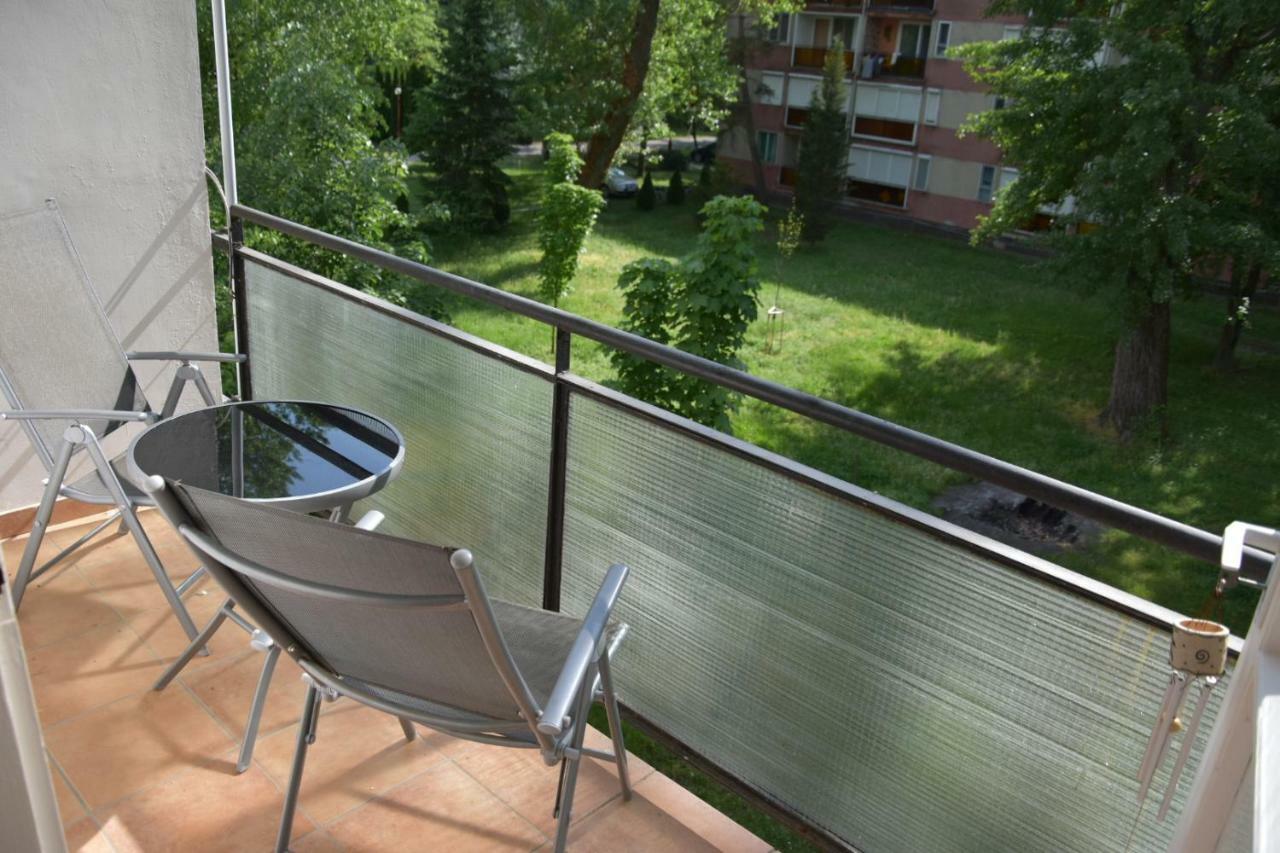Lovely Apartment At Balatonfenyves Exteriör bild